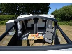 Kampa Opblaasbaar Windscherm Air Break 3 -Winkel Caravanaccessoires 35 2 kampa opblaasbaar windscherm air break 3 wb0004