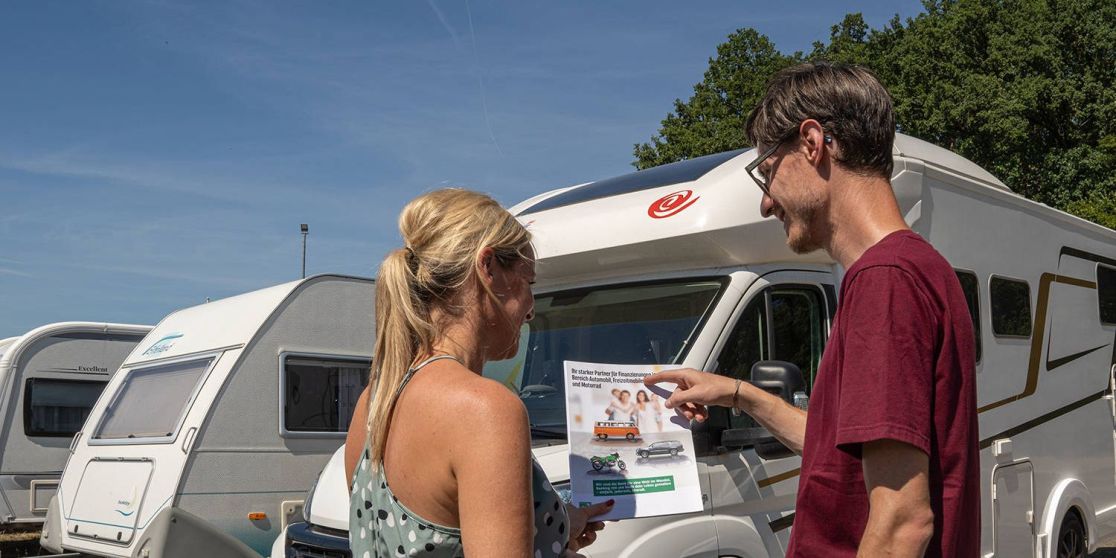 Winkel Caravanaccessoires -Winkel Caravanaccessoires Wohnmobil finanzieren Titelbild 1500x750 1116x558